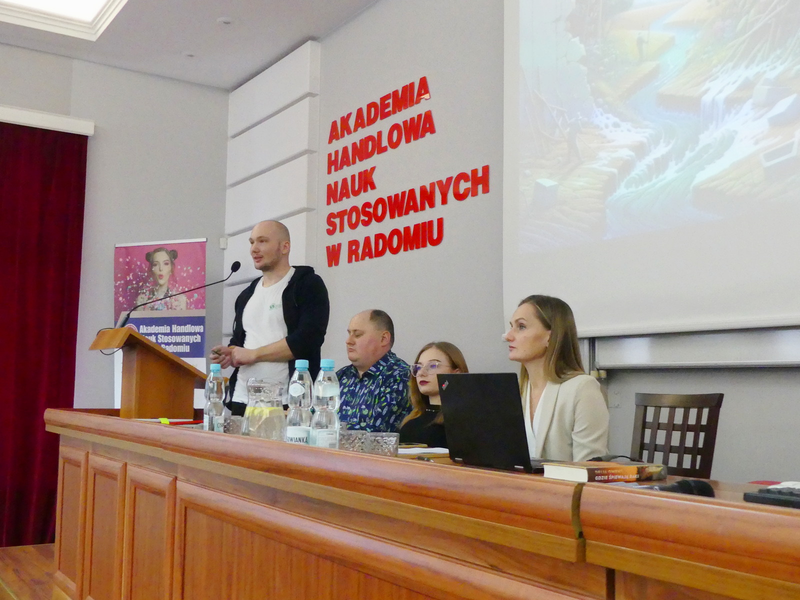 Stowarzyszenie KAS Kombinat Aktywności Społecznej - Konferencja Przestrzeń bez granic